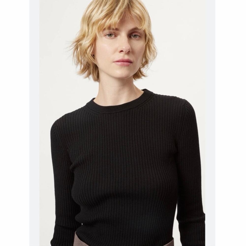 Banana Republic 100% Merino Wool Ribbed Crewneck Sweater